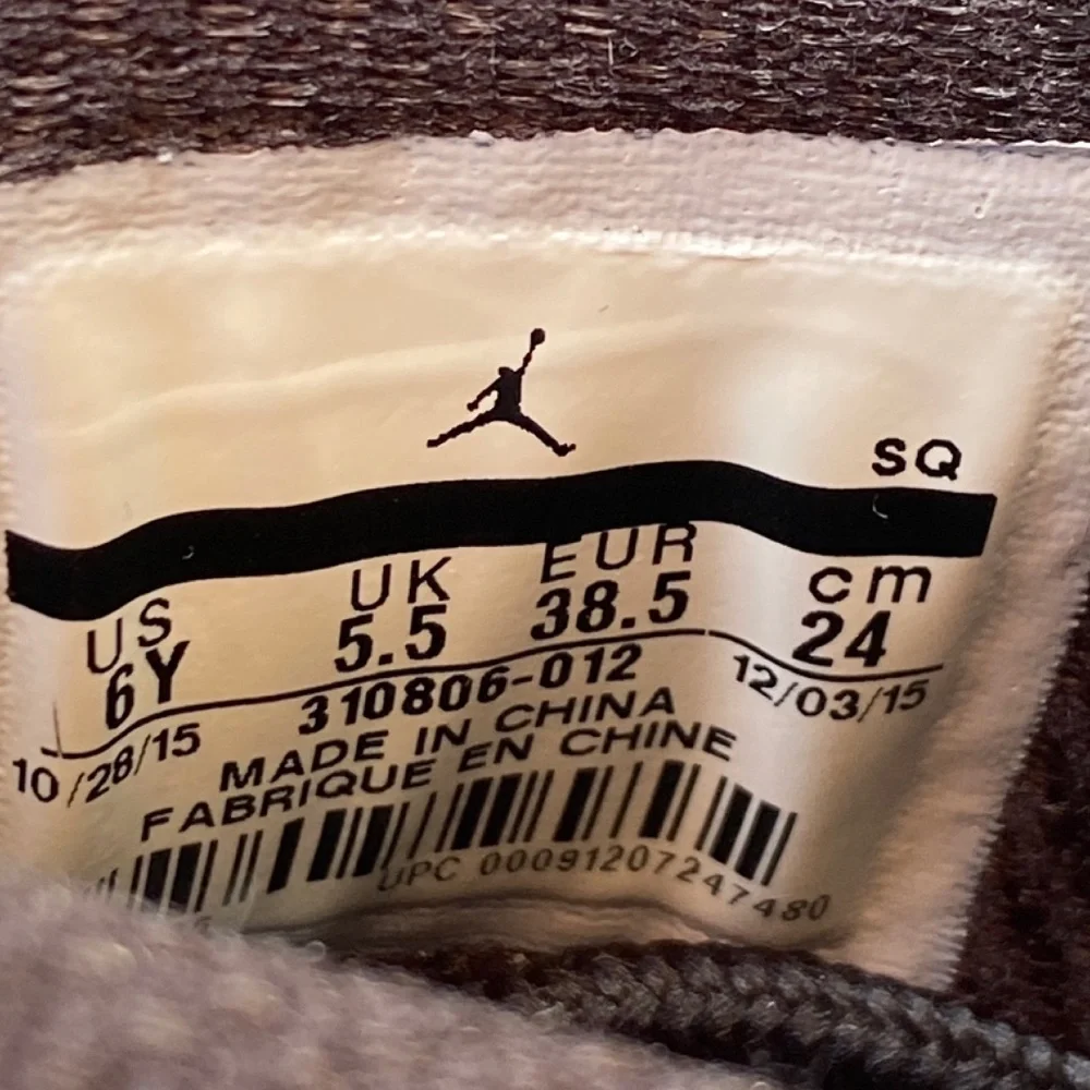 AIR JORDAN High Tops - Picture 6 of 15